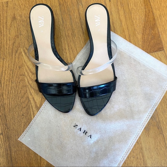 Zara Animal Embossed Wedges with Vinyl - Picture 2 of 6